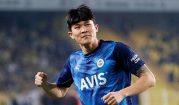 金玟哉身价最新爆料,揭秘亚洲铁卫价值飙升之谜